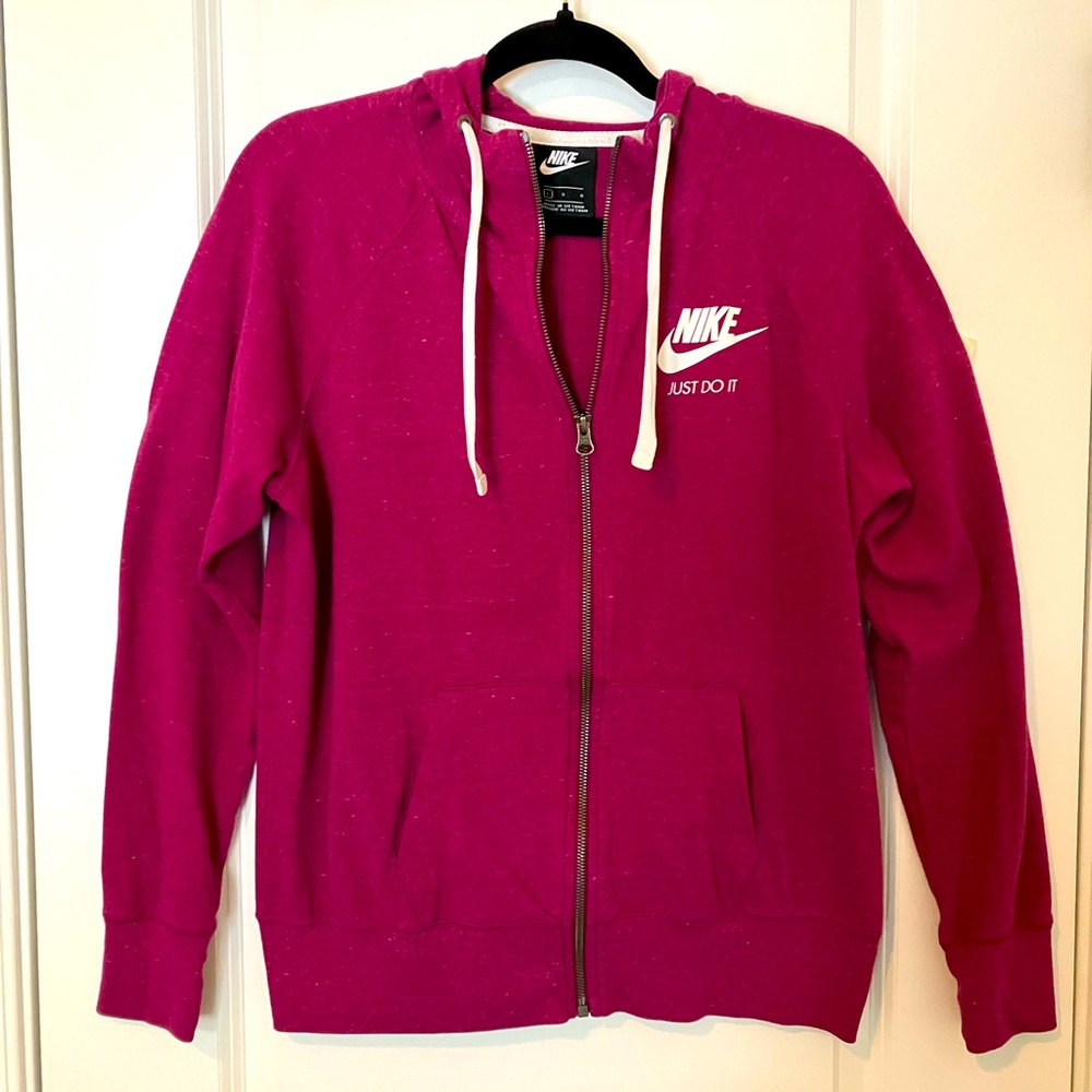 Women’s Nike zip up sweatshirt size large
